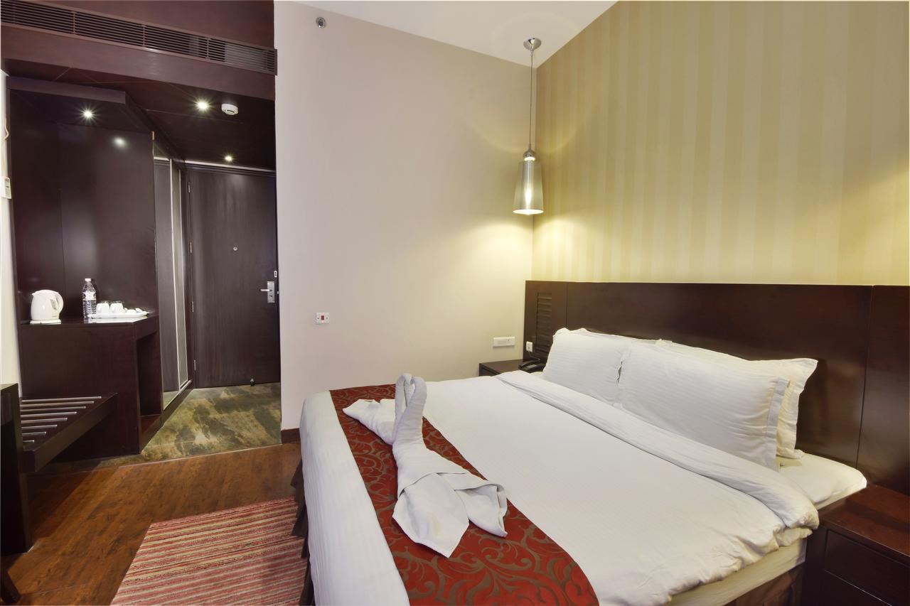 Five Elements Hotels Delhi- North Avenue New Delhi Exterior photo